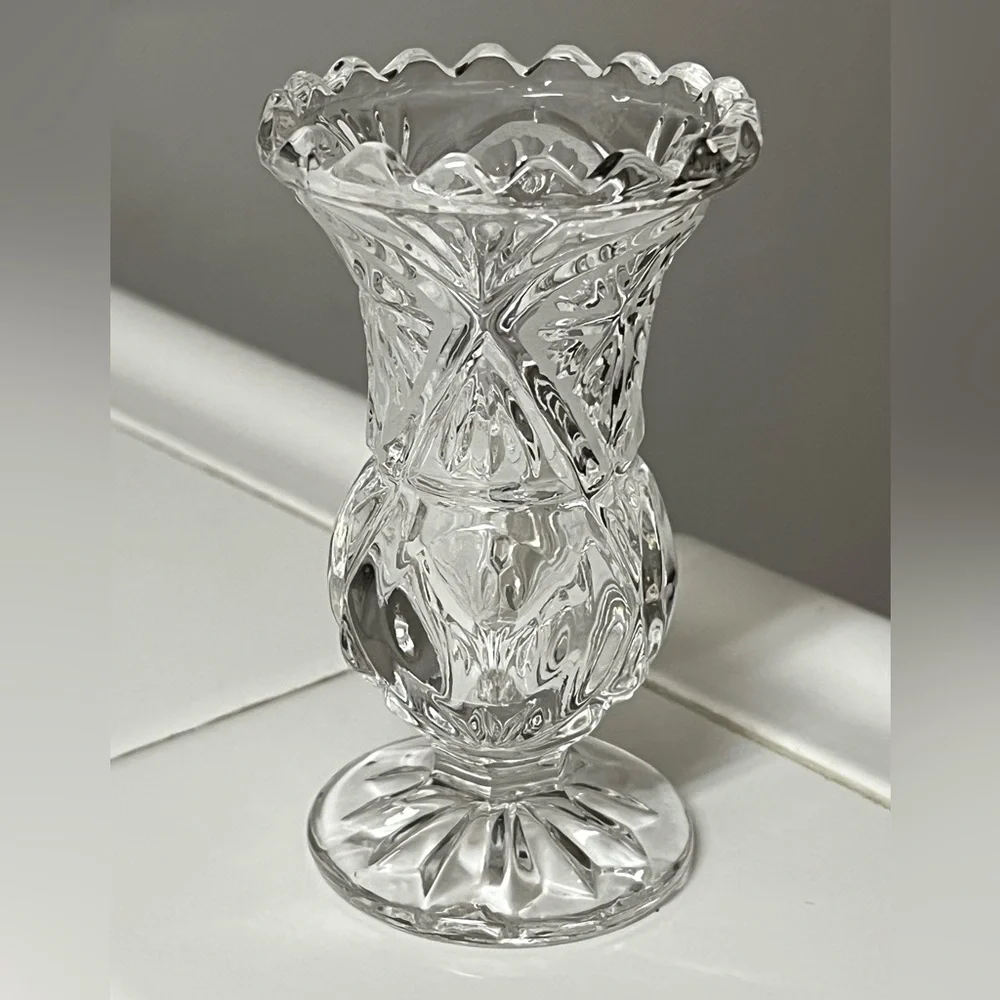 VTG Kristal Zajecar Yugoslavia Lead Crystal Clear Glass Footed Bud Vase 4.2 in